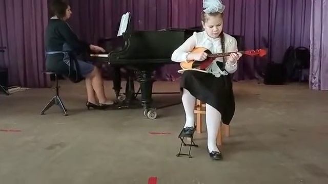 Ф. Лещинская «Полька» исполняет Попова Любовь Сергиевская ДШИ смотреть онлайн