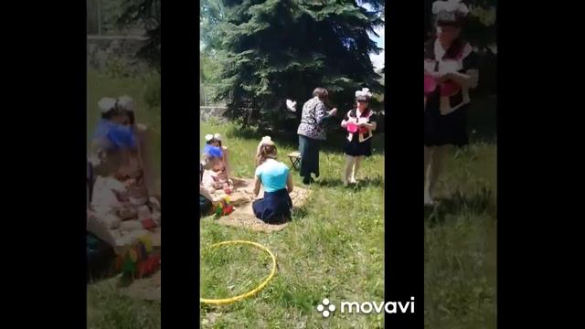 Видео-поздравление от работников МУК "Клуба им. Кирова г. Тореза" с Днём Защиты Детей. смотреть онлайн