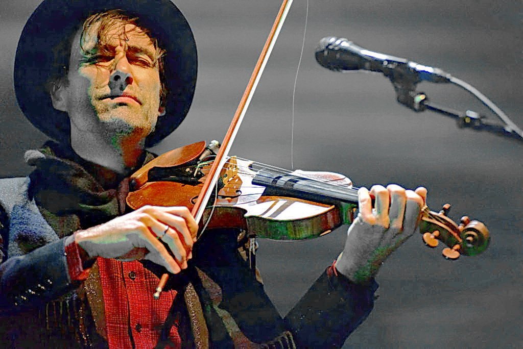 НАШИ ВО ФРАНЦИИ..mp4 смотреть онлайн