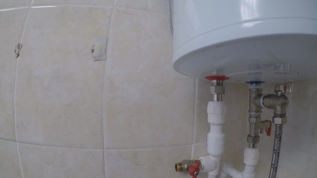 Как слить воду с электрического водонагревателя ( бойлера ). смотреть онлайн