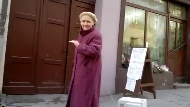 Бабушка и микроволновка смотреть онлайн