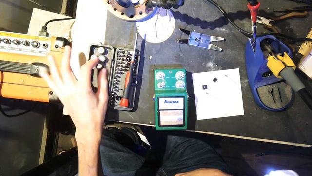Custom Tube Screamer Mods (TS9DX to TS808) смотреть онлайн