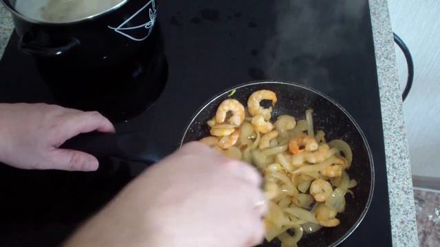 Спагетти с креветками