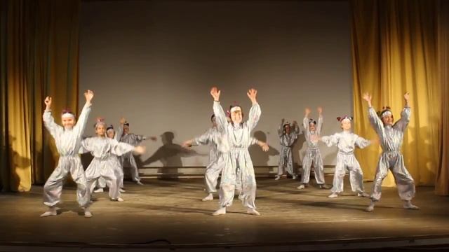311 Хореографический ансамбль Сувенир Инопланетяне смотреть онлайн