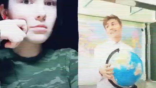 Он идёт в туалет смотреть онлайн
