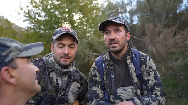 Bowhunting Mountain Stags: The Ultimate Challenge ? What ever it takes! ? смотреть онлайн