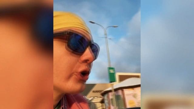 "Всё хорошо" «Приключения Иностранца в России!» смотреть онлайн