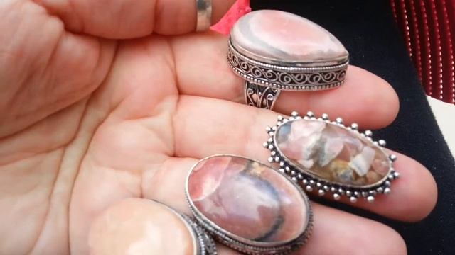 Мои кольца крупные. Родонит и родохрозит смотреть онлайн