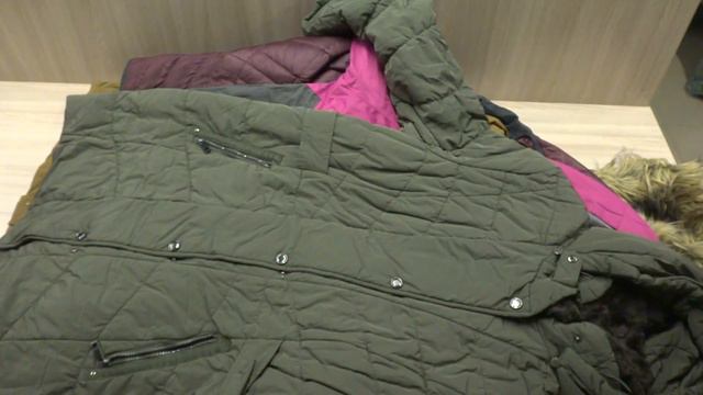 Куртки микс Англия. Лот 4 смотреть онлайн