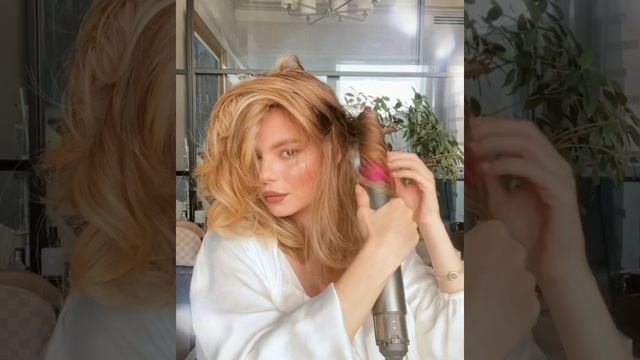 Dyson укладка брашинг #Shorts смотреть онлайн