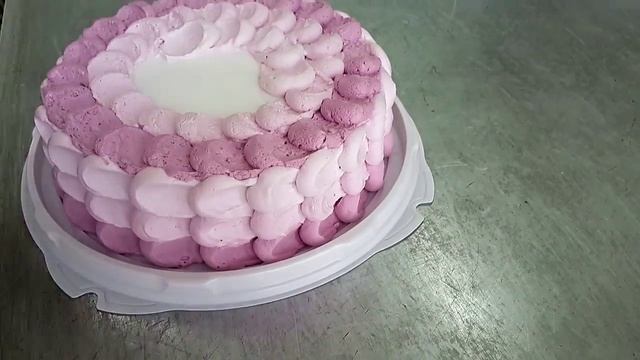 ОФОРМЛЕНИЕ ТОРТА #1# ( ТОРТ ИЗ ВЗБИТЫХ СЛИВОК ) смотреть онлайн