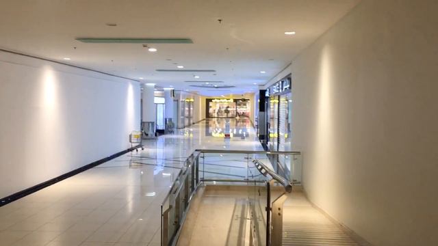ROYAL M HOTEL FUJAIRAH смотреть онлайн