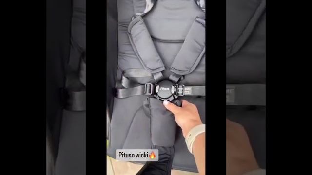 Коляска прогулочная для путешествий WICKI PITUSO смотреть онлайн