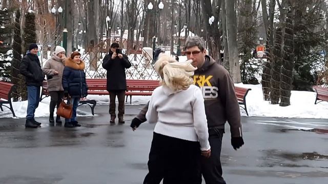 ГЛАЗА ТВОИ ЗЕЛЁНЫЕ МЕНЯ ОКОЛДОВАЛИ смотреть онлайн