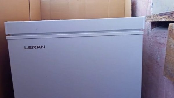 морозильная камера  LERAN на балконе