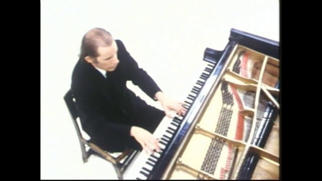 Anton Webern: Variations, Op 27 (1936) Glenn Gould, piano смотреть онлайн