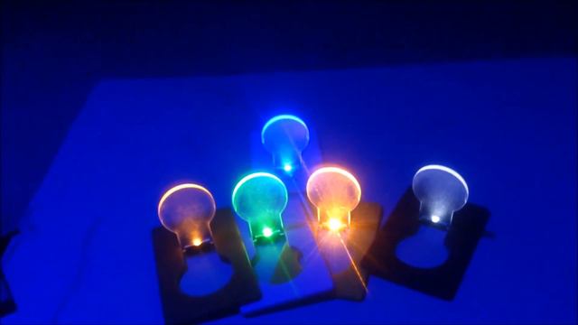 Фонарик кредитка креатив к Новому Году смотреть онлайн