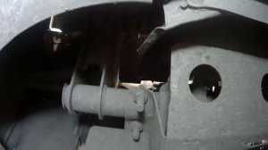 Снимаем защиту поддона двигателя ВАЗ 2109 - 2115. Remove the protection Carter 2109 - 2115.