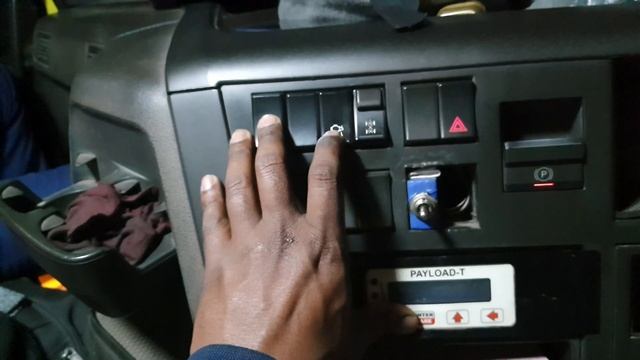 Volvo i shift Se Material Kaise Dump Kare | Volvo i shift P T O Switch | Vicky Rawani смотреть онлайн