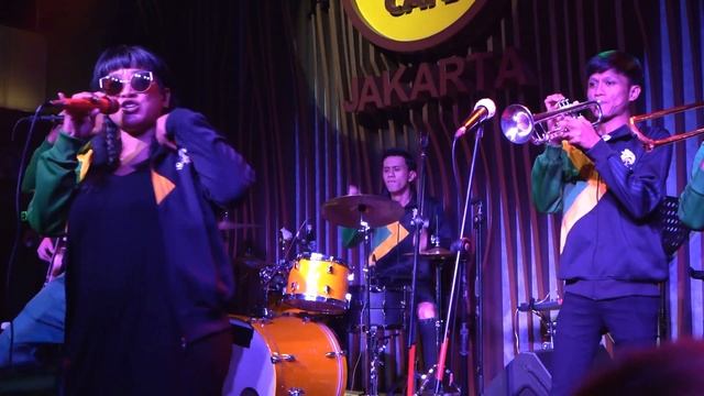 SOULJAH - PHP Live at Hard Rock Cafe 2022 смотреть онлайн