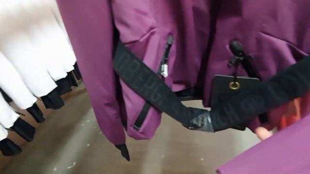 Работа В Голландии На Складе Работа В Европе Без Языка Упаковка Одежды смотреть онлайн