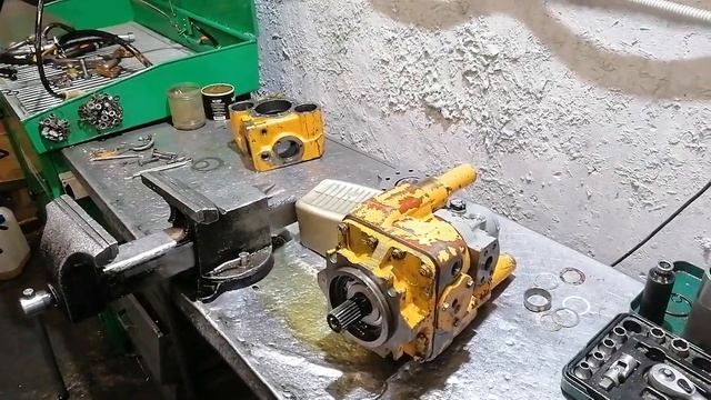 Делаем из насоса UNC 061 (МКСМ 800) гидронасос на UNC 060.