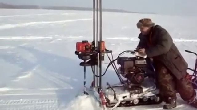 Установка для бурения лунок #зимняярыбалка #ледобур #снегоход