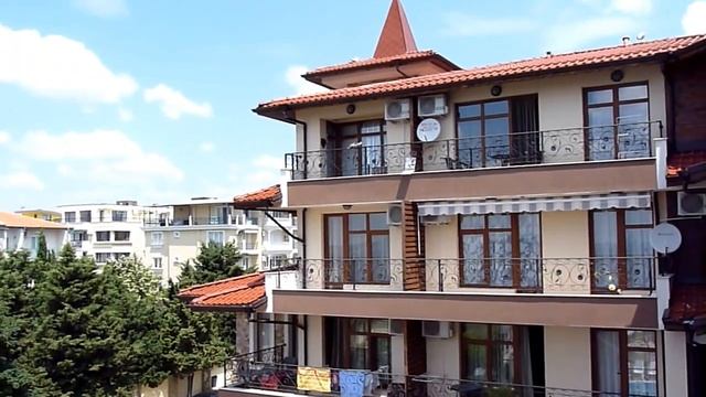 Равда Прекрасный комплекс на 1 линии моря смотреть онлайн