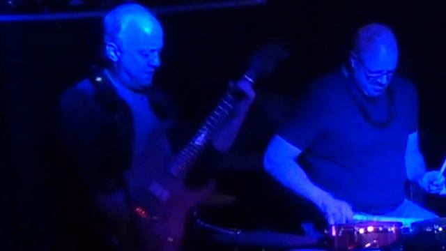3 Fat Cats Cover Paul Simon/Julio LIVE Roland GR-55 смотреть онлайн