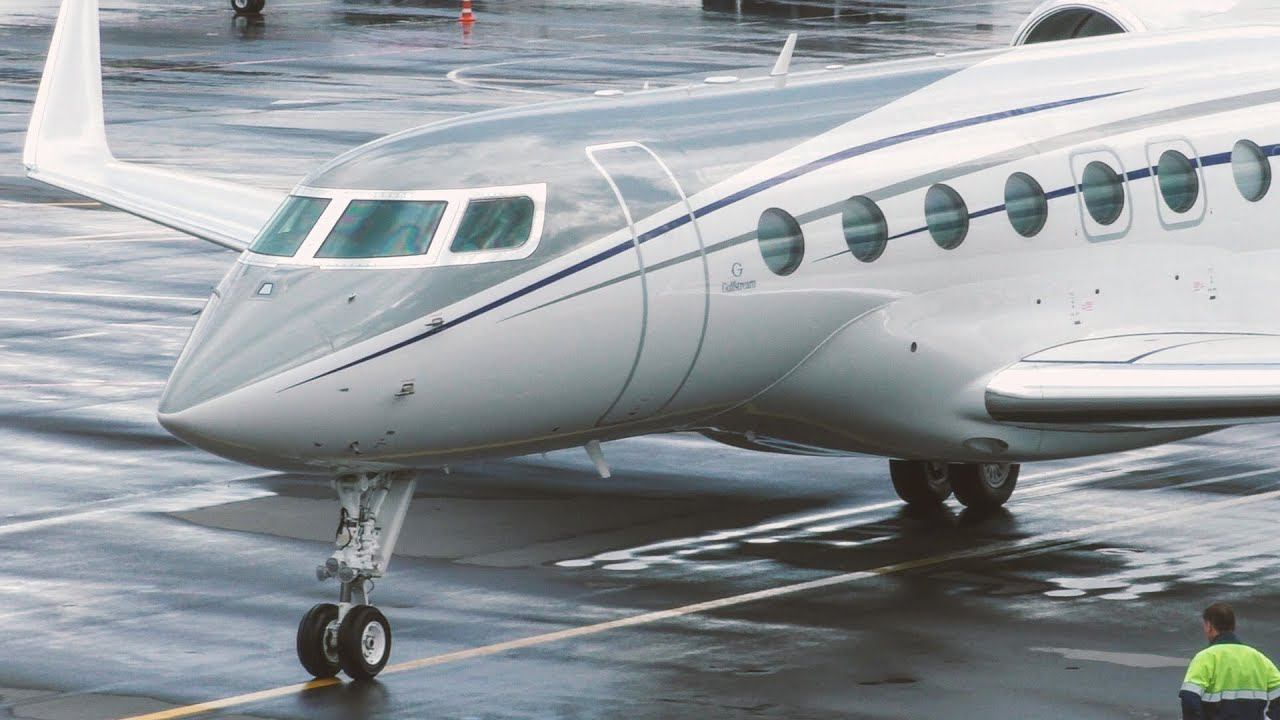 (VIP) Gulfstream G650, N650GD. Посадка в Шереметьево, руление и буксировка на VIP стоянке.