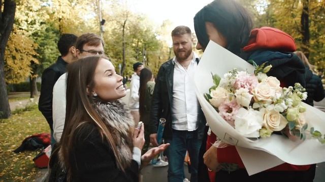 Видеоотзыв (эмоции супруги после танцевального флешмоба на её День рождения) смотреть онлайн
