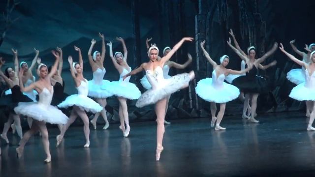 Prima of Bolshoy Julia STEPANOVA - Odetta. SwanLake (2) смотреть онлайн