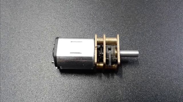 Mechanical Cockroach Механический таракан из скрепок 2 смотреть онлайн