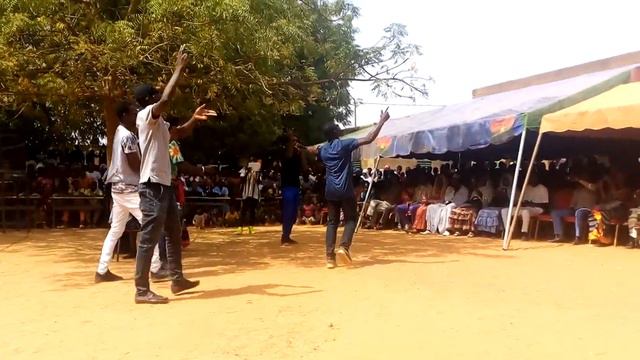 La Team B12 met le feu 🔥🔥au lycée ADK de kaya смотреть онлайн