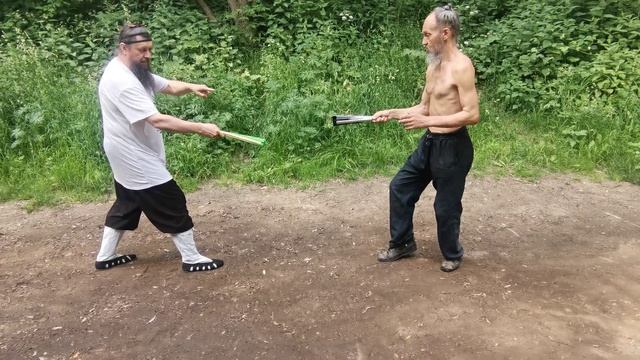 Цзю сюань лун мэнь пай. Искусство владения веером. смотреть онлайн