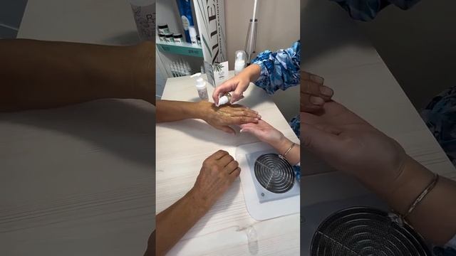 SPA набор для рук от POUR SOI смотреть онлайн
