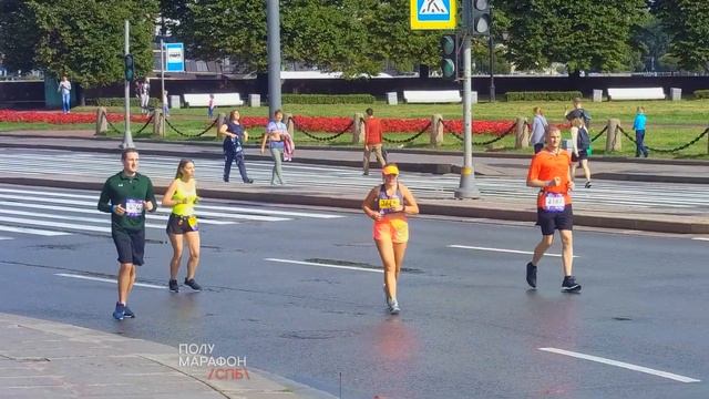 СПБ полумарафон «Северная столица» 21 км забег (Санкт-Петербург) смотреть онлайн