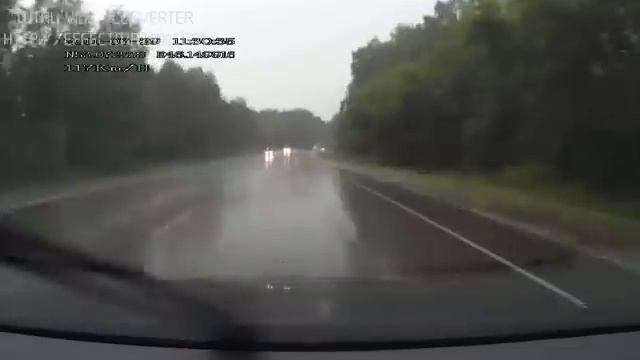 Аквапланирование Audi Q7 смотреть онлайн