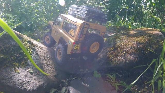Land Rover Defender 90; Camel Trophy; Tamiya + MST CMX