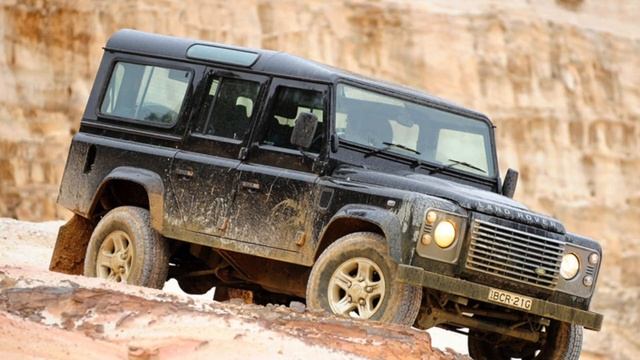 Land Rover Defender слабые места | Недостатки и болячки б/у Ленд Ровер Дефендер смотреть онлайн