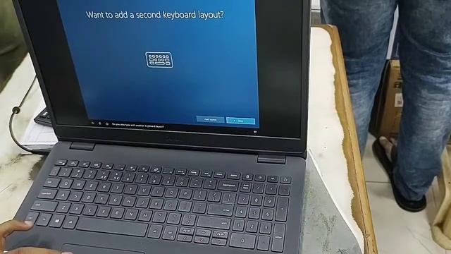 Dell 3501 laptop unboxing смотреть онлайн