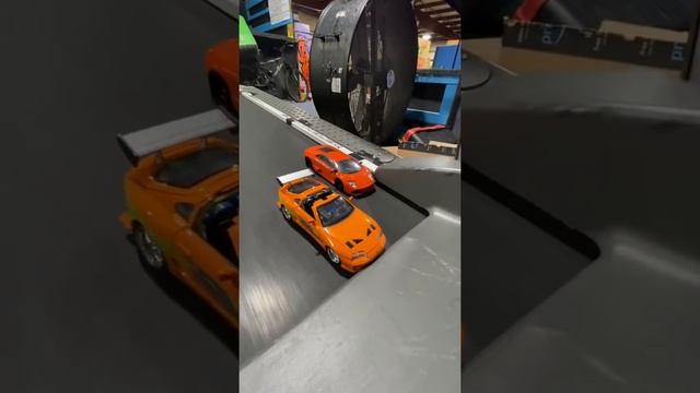 Supra Vs Lamborghini ? смотреть онлайн