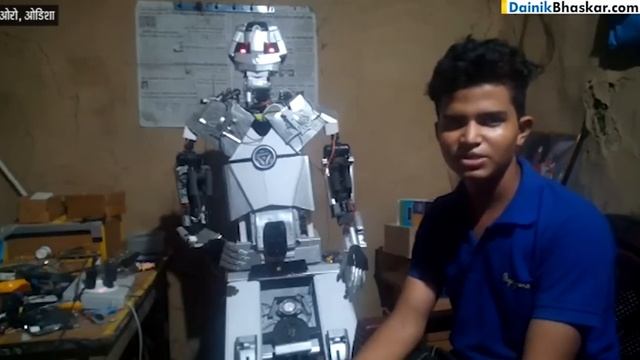 Odisha के 12th class student ने बनाया Robot смотреть онлайн