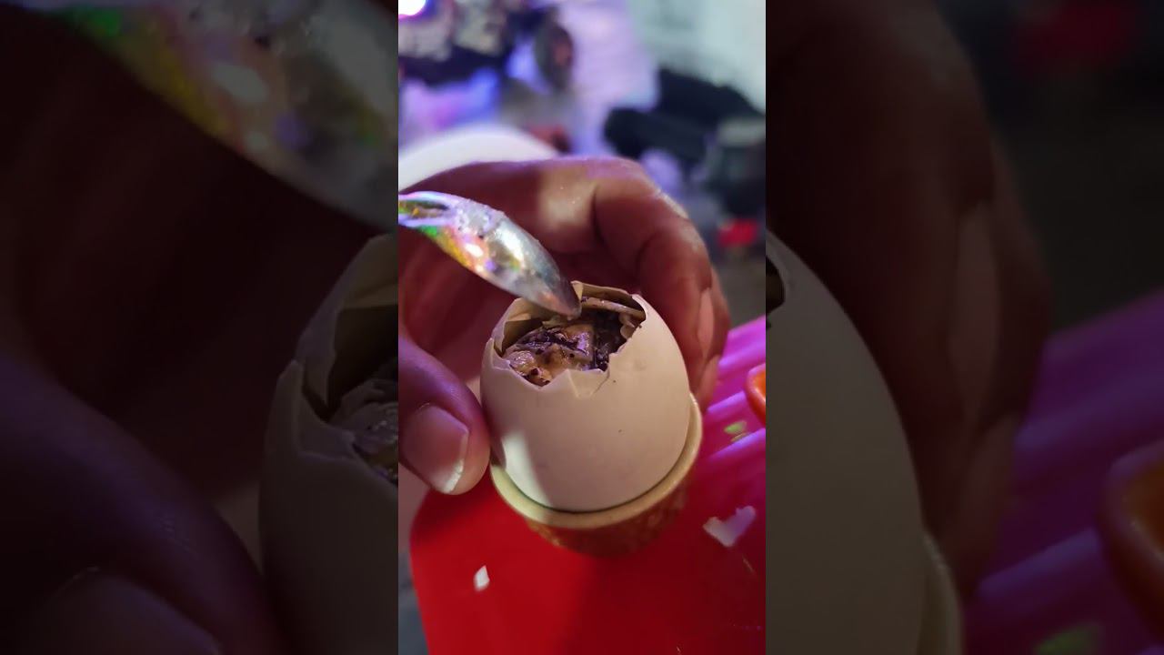 Утиные яйца с зародышем. Кухня Камбоджи смотреть онлайн