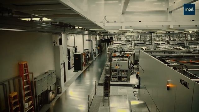 America Just KILLED China's Tech Industry смотреть онлайн