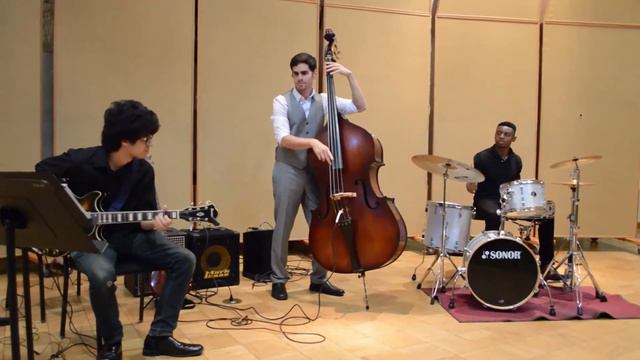 Easy Does It - Ray Brown смотреть онлайн