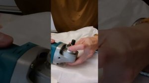 Разбор болгарки и смазка, из набора "makita" 5в1