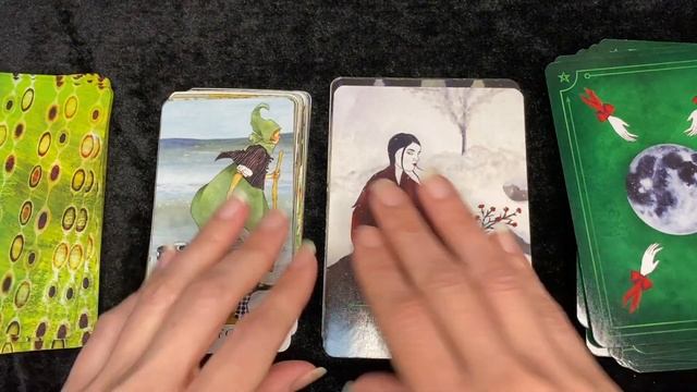 Monthly Picks | What's on My December Tarot Table ☃️ смотреть онлайн