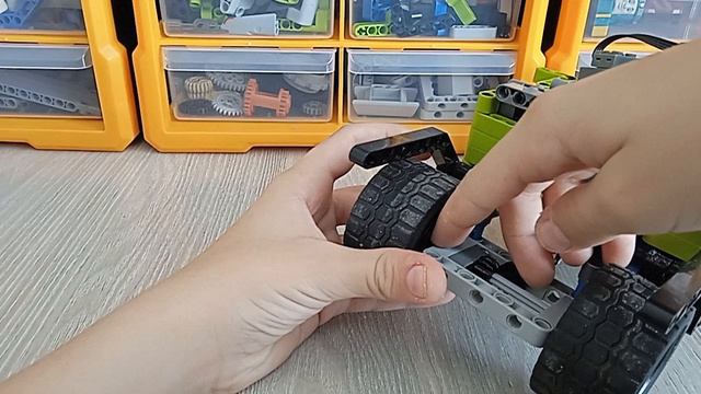 делаю Гелендваген из лего
