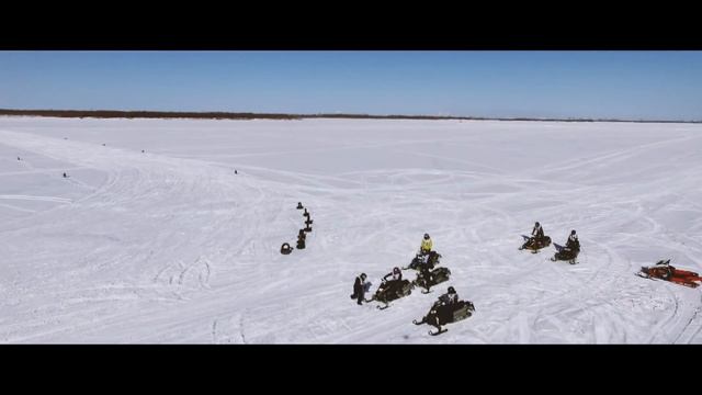 Снегоходы в "Ривьера Парк" на Заимке смотреть онлайн